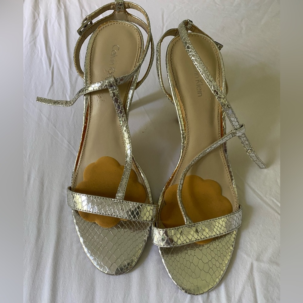 Calvin Klein silver snakeskin heels size 8.5